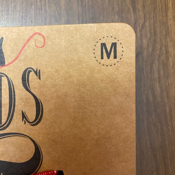 New and never worn Valentines dog nexk bandana size Medium 10-15 inches - Picture 3 of 7